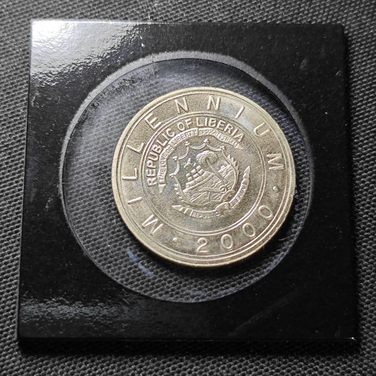KK钱币收藏小铺  纪念币专场  2月预留时间 周末发货   2000利比里亚5元生肖 兔子 纪念币