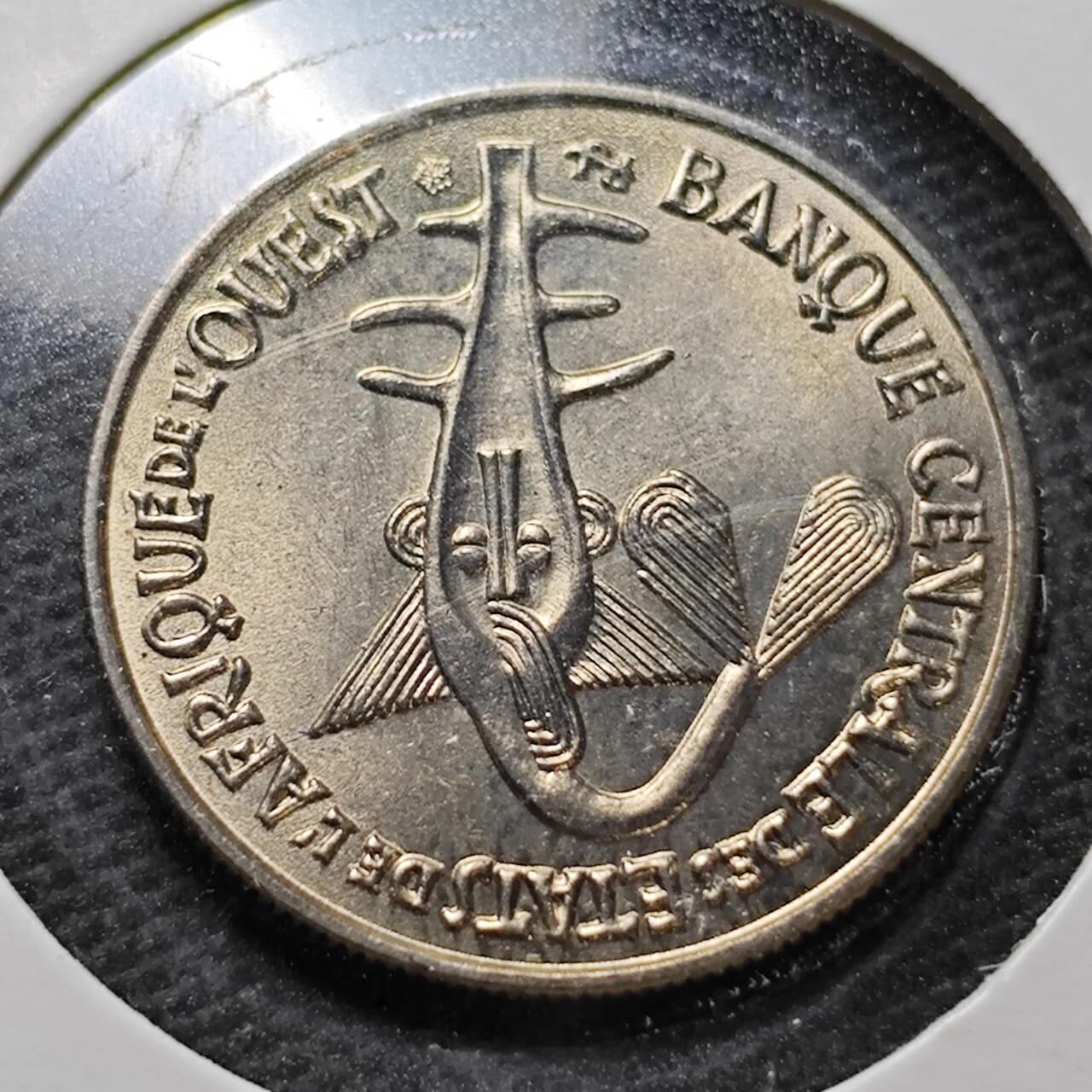 KK钱币收藏小铺  纪念币专场  2月预留时间 周末发货