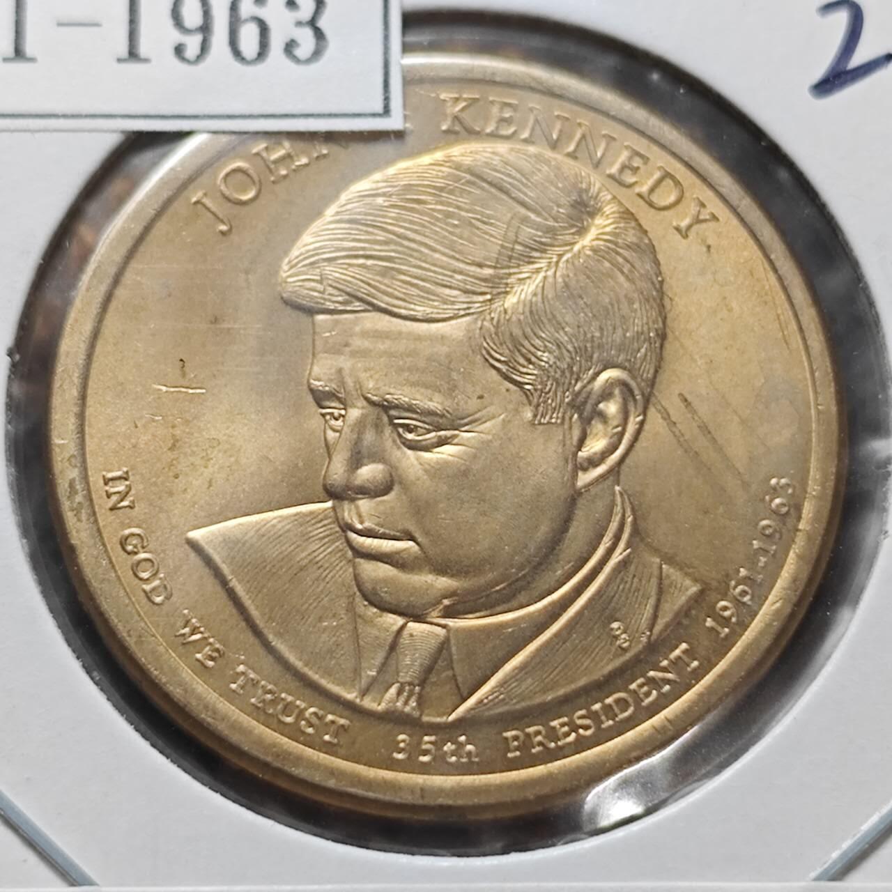 KK钱币收藏小铺  纪念币专场  2月预留时间 周末发货         2015美国第35届总统1元纪念币  