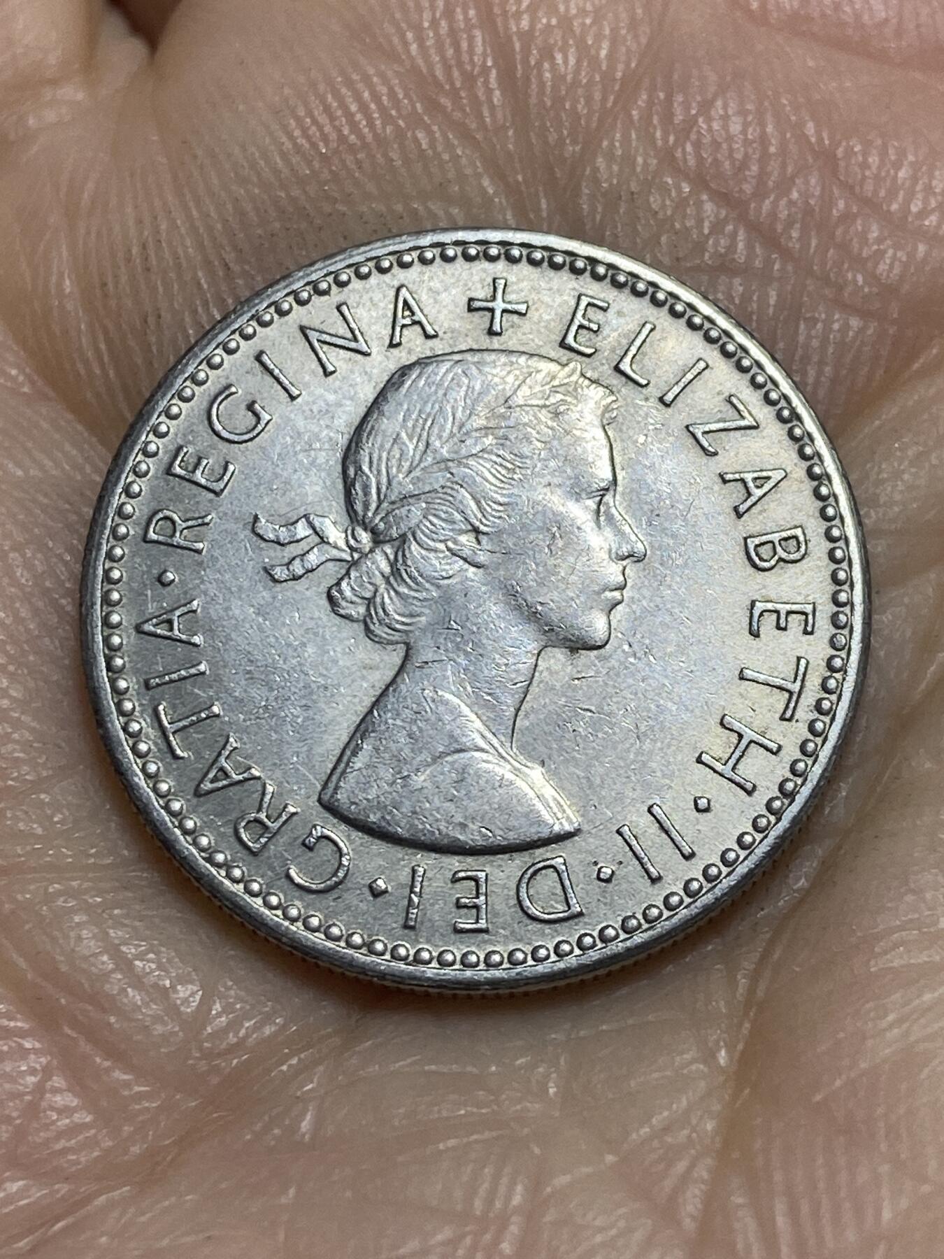2025年第一百一十五场(总第一百四十一场）外国好品散币(免佣金) 英国🇬🇧1963年1先令(伊丽莎白二世青年桂冠，英格兰盾徽版，第二版)