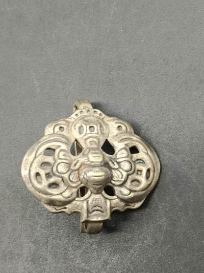 76期回流戒指饰品杂件纪念章丝路钱币专场 - 少数民族饰品