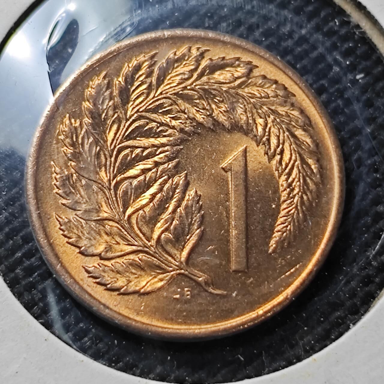 KK钱币收藏小铺  第357场  2月预留时间 周末发货 1971新西兰1分 好品铜币