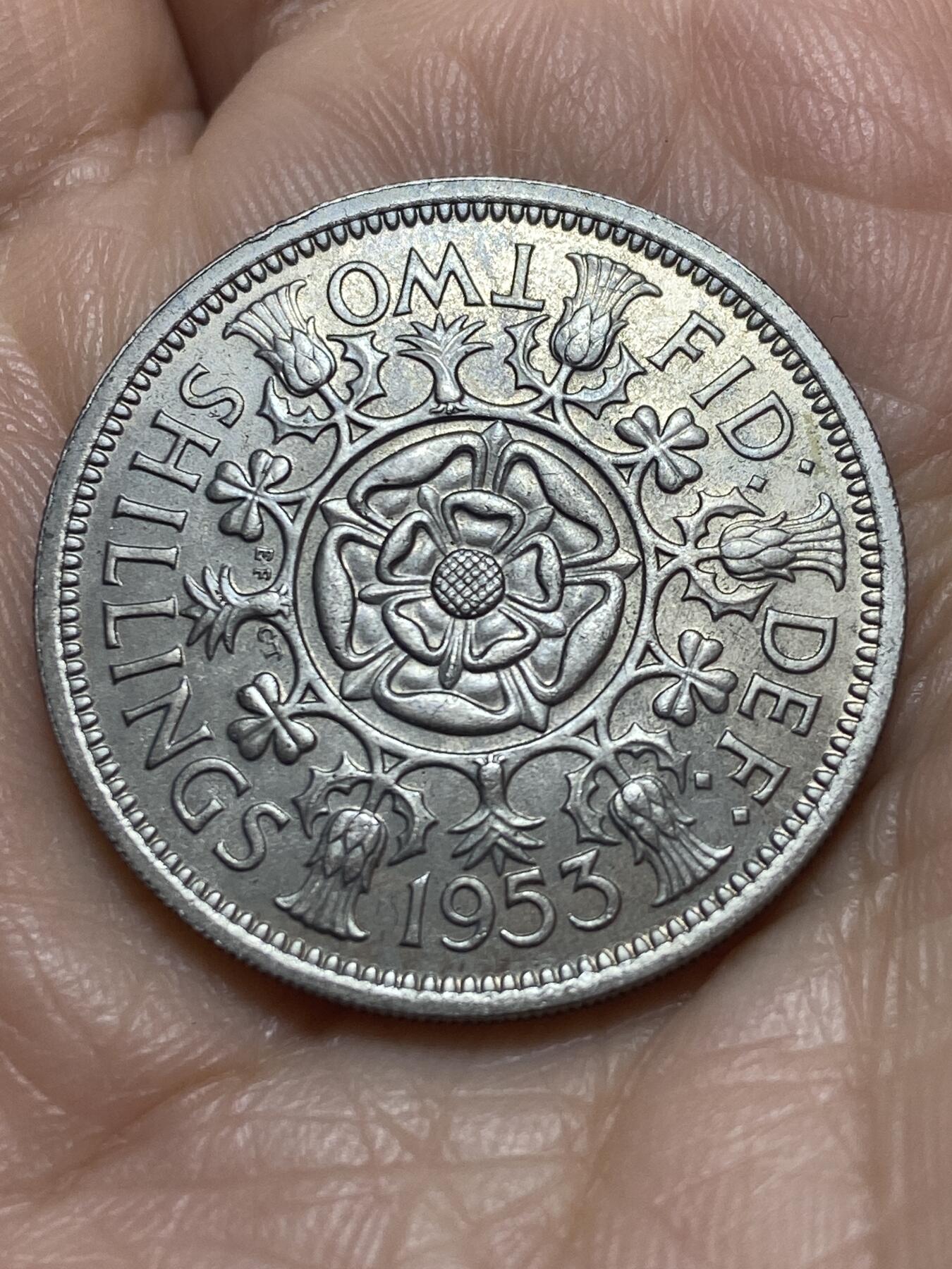 2025年第一百一十五场(总第一百四十一场）外国好品散币(免佣金) 英国🇬🇧1953年套币8枚(含5先令克朗型大币，伊丽莎白二世加冕年单年份套币)
