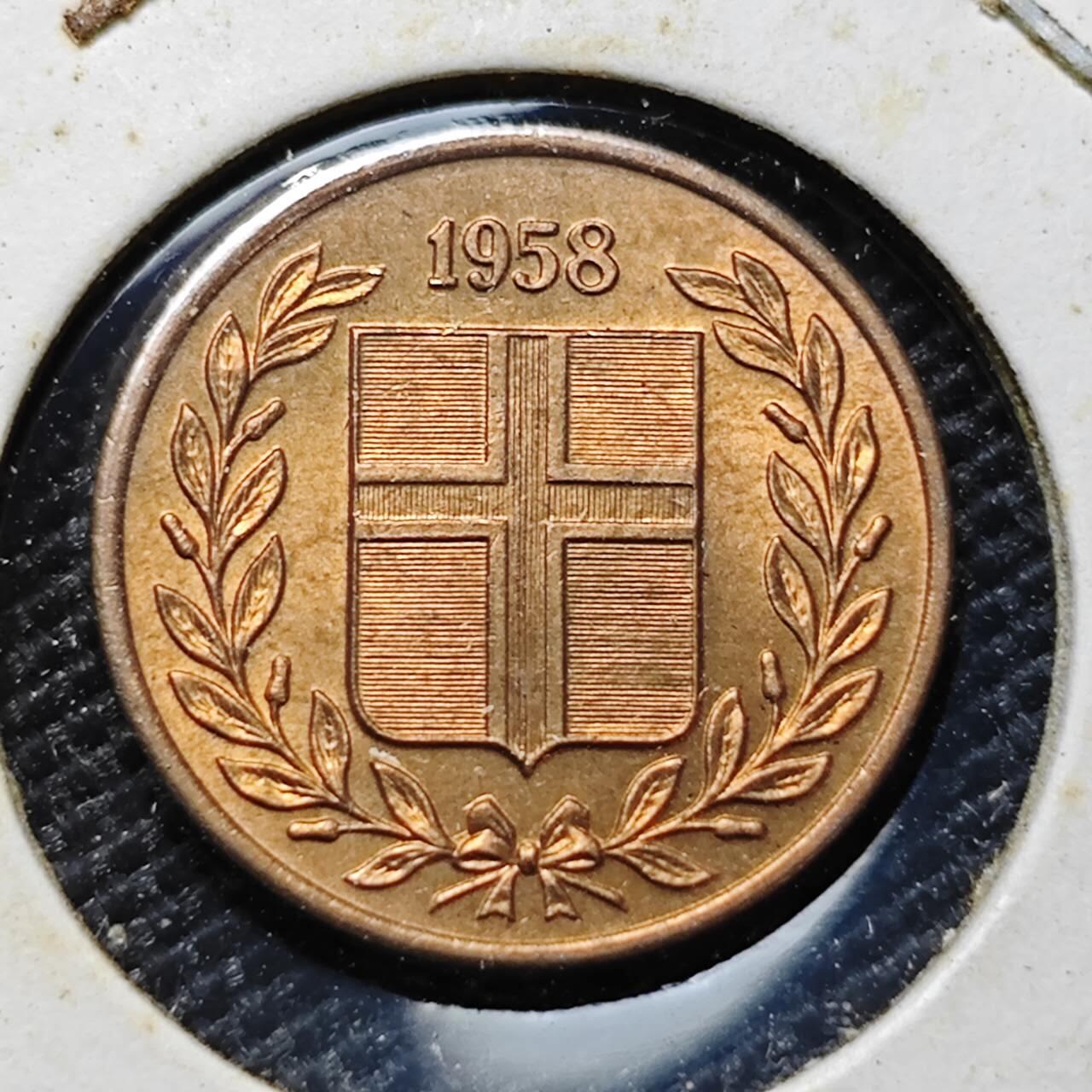 KK钱币收藏小铺  第357场  2月预留时间 周末发货 1958冰岛1分 铜币 好品