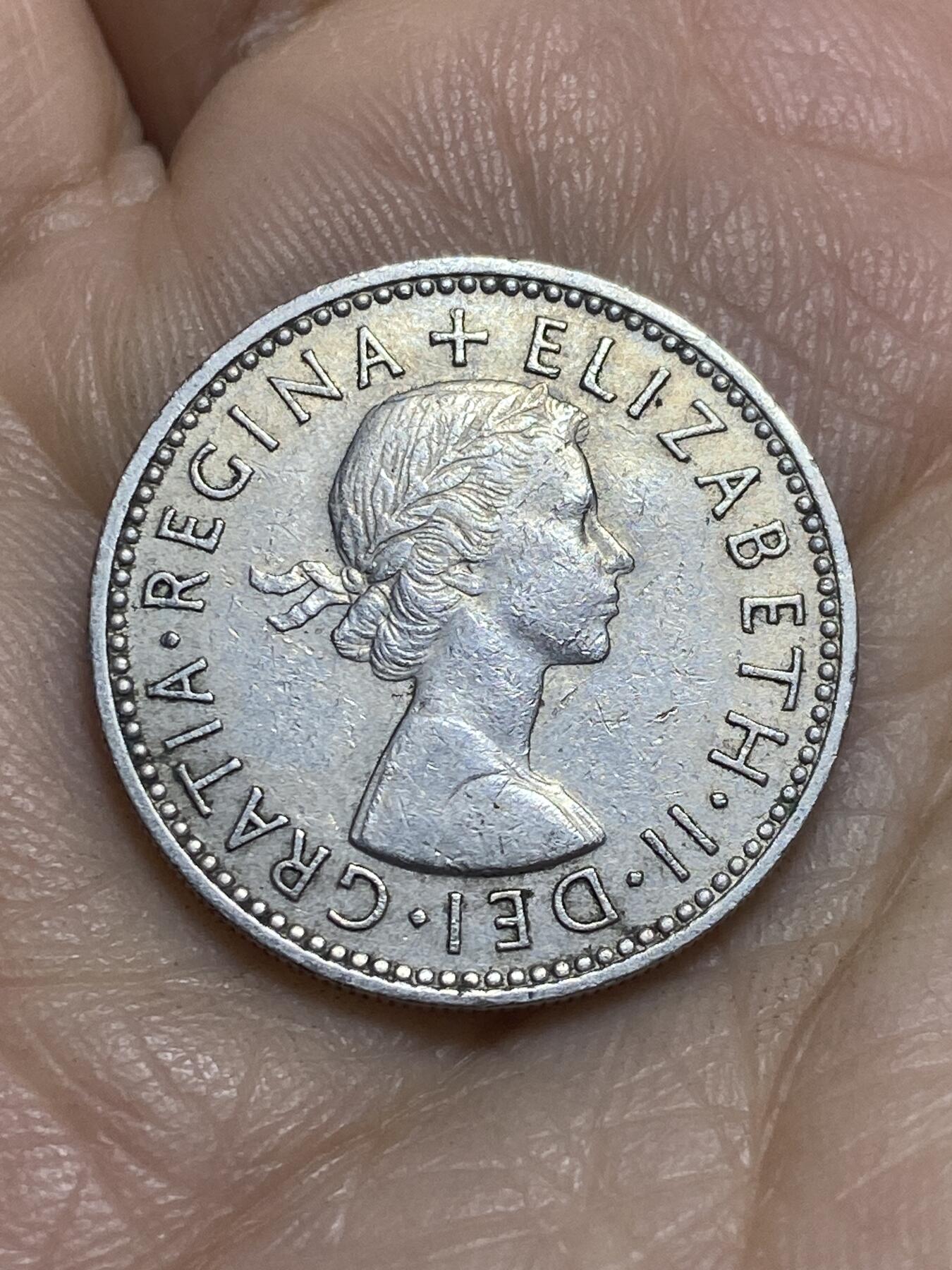 2025年第一百一十五场(总第一百四十一场）外国好品散币(免佣金) 英国🇬🇧1955年1先令(伊丽莎白二世青年桂冠，英格兰盾徽版，第二版)