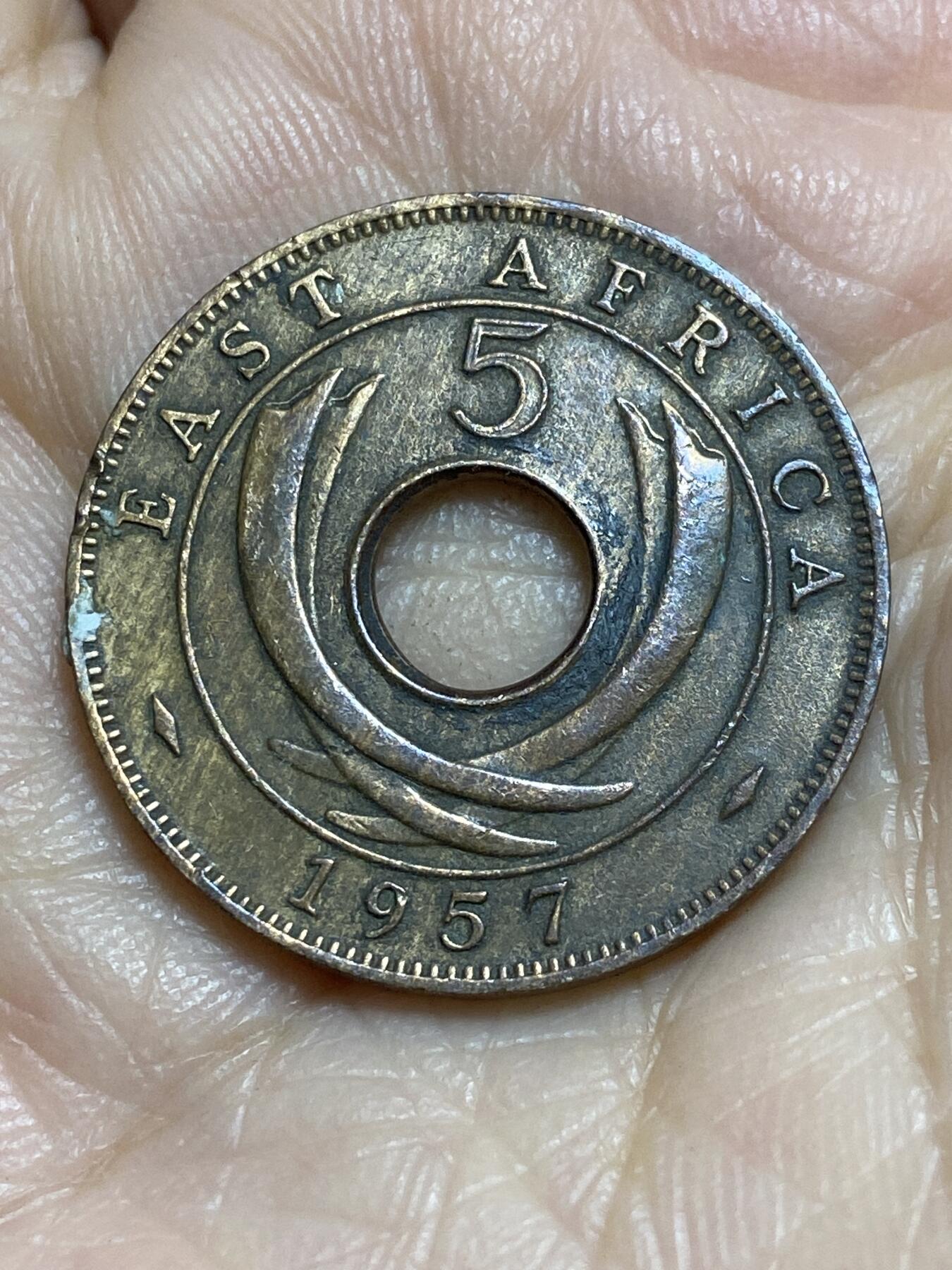 2025年第一百一十五场(总第一百四十一场）外国好品散币(免佣金) 英属东非1957年5分(伊丽莎白二世时期)