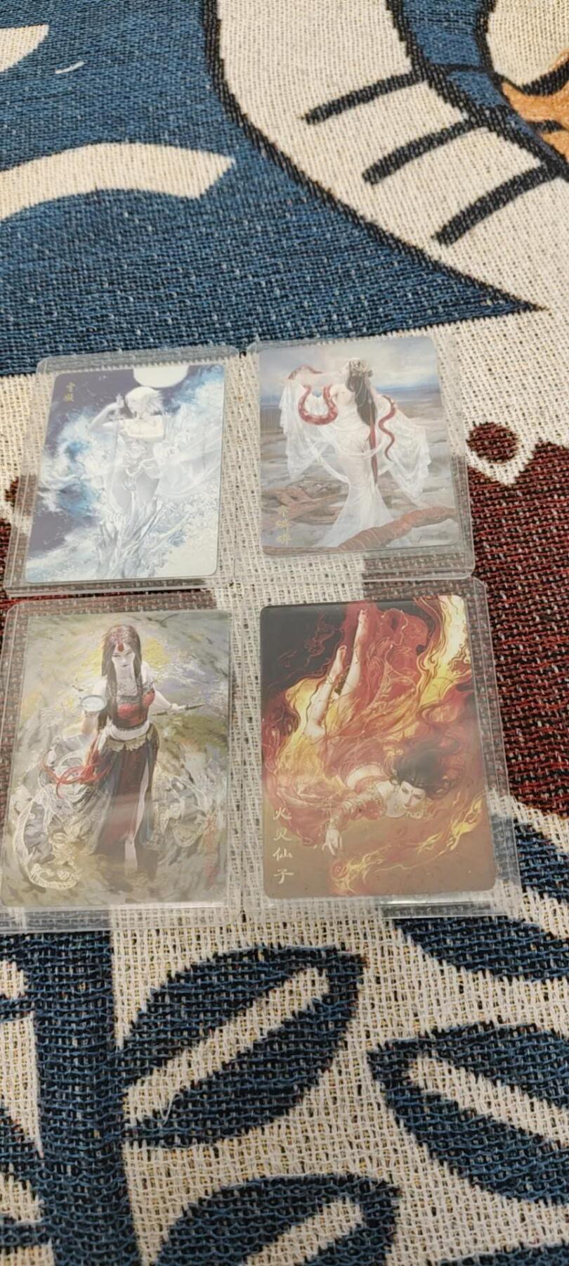 秋原瞳的小店第二十六期（持续收拍，日子飞快，转眼又是一年冬来到） 燎原普卡4张不同，实物非常哇塞