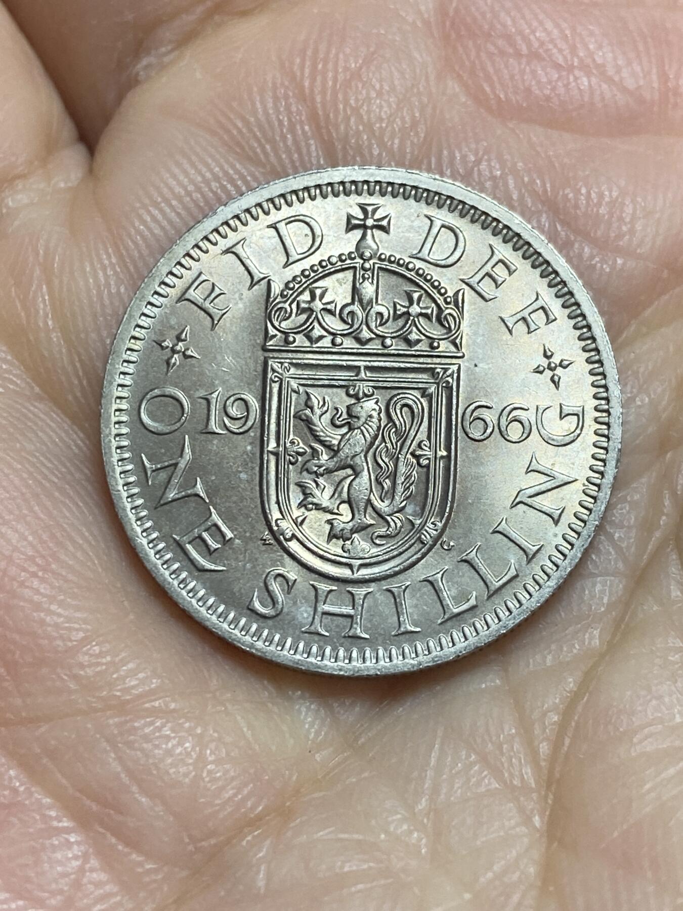 2025年第一百一十五场(总第一百四十一场）外国好品散币(免佣金) 英国🇬🇧1966年1先令(伊丽莎白二世青年桂冠，苏格兰盾徽版，第二版)