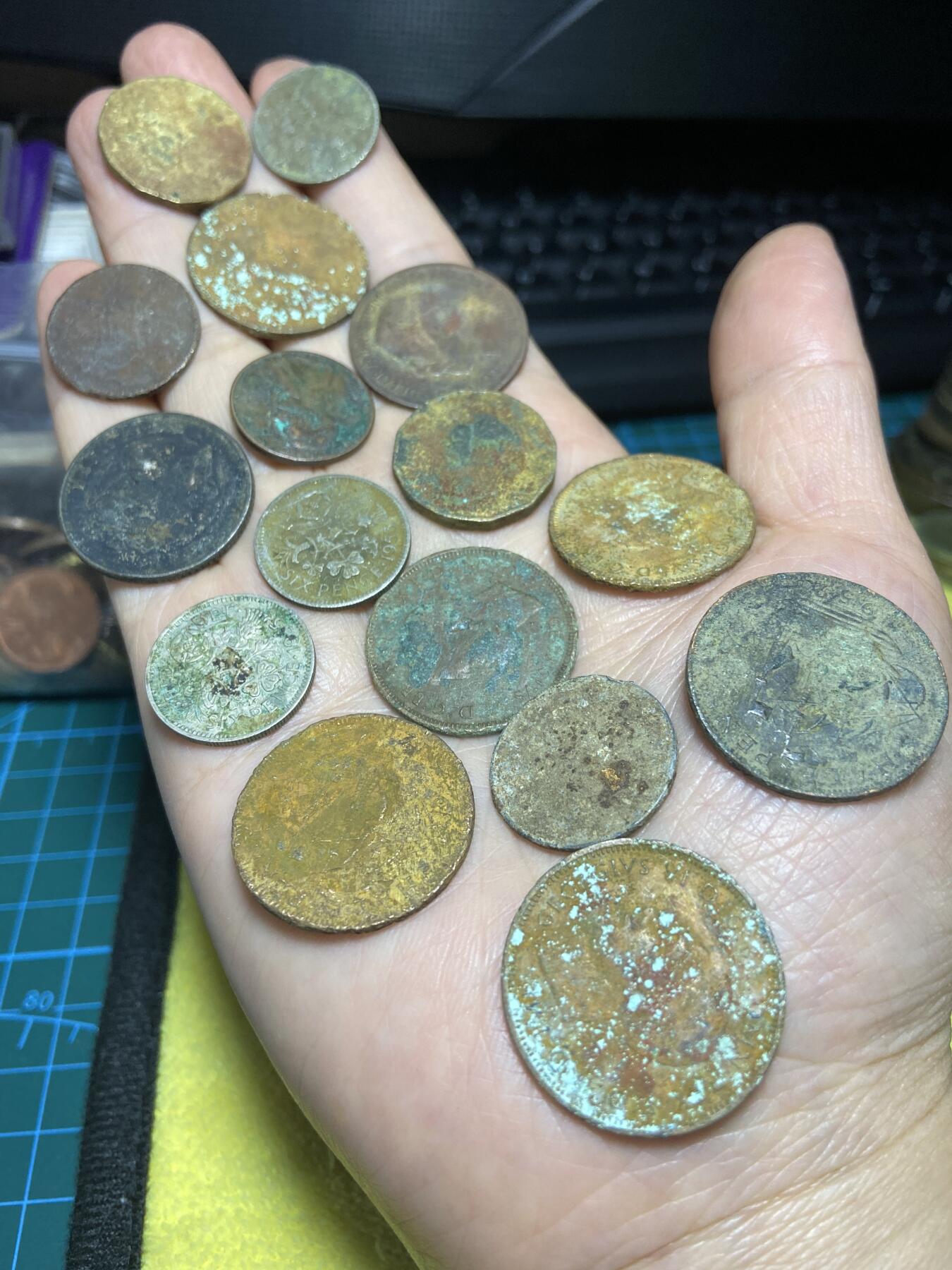 2025年第一百一十五场(总第一百四十一场）外国好品散币(免佣金) 差品铜币16枚