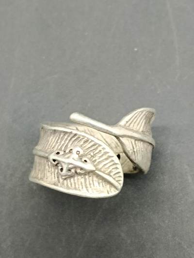 76期回流戒指饰品杂件纪念章丝路钱币专场 - 少数民族饰品