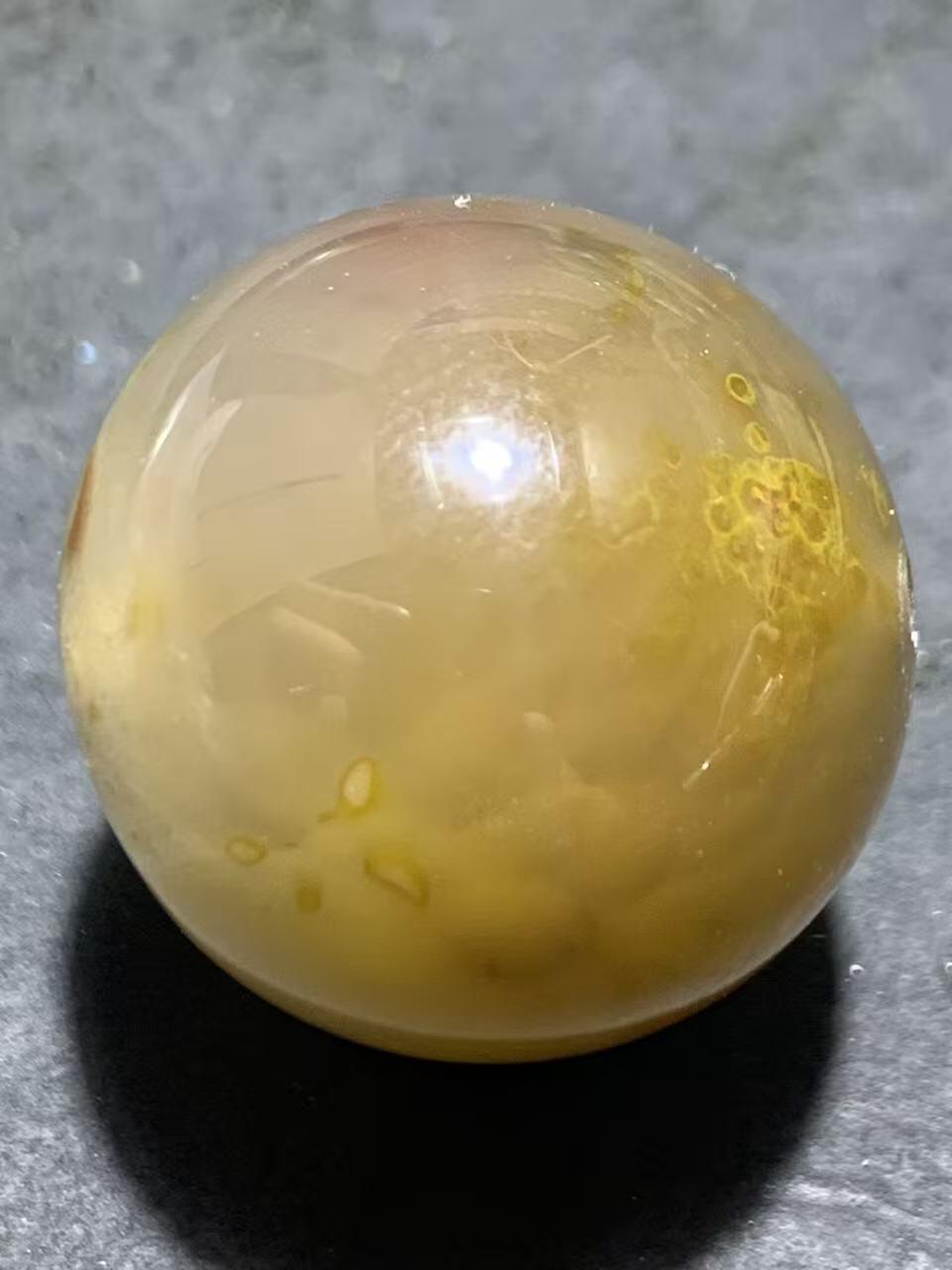 精美冰飘冻料高玉化糖心战国红玛瑙大圆珠一颗