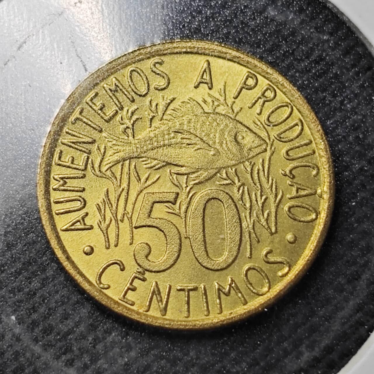 KK钱币收藏小铺  纪念币专场  2月预留时间 周末发货  1977圣多美和普林西比50分FAO