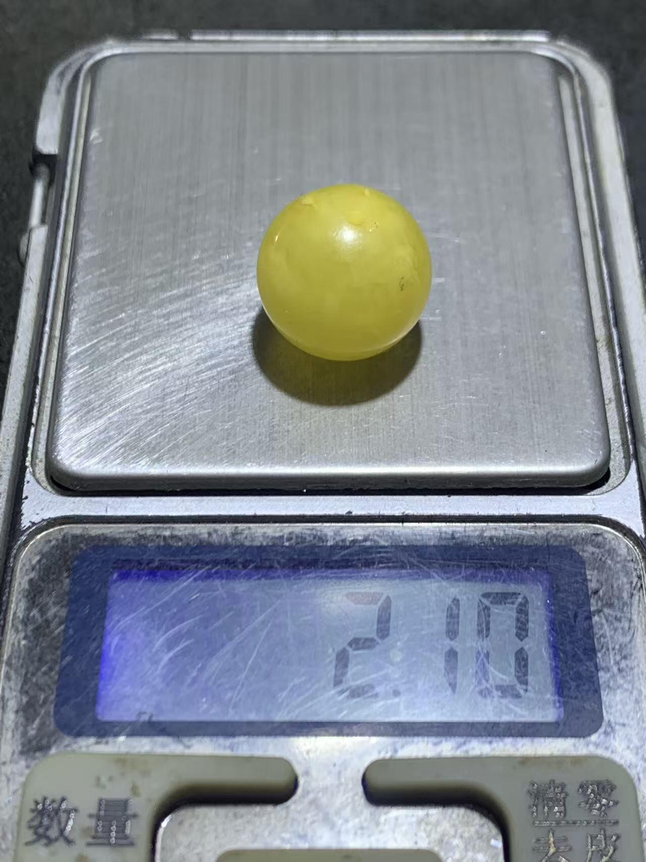 天然乌克兰原矿蜜蜡通货圆珠一颗