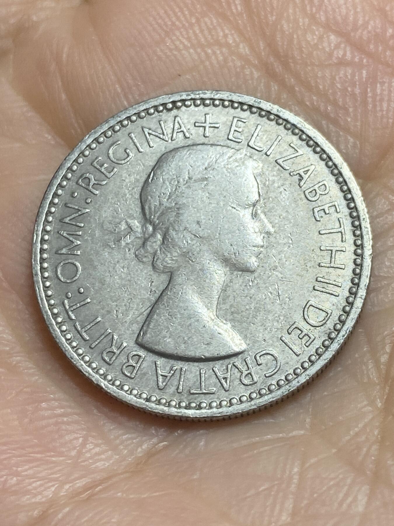 2025年第一百一十五场(总第一百四十一场）外国好品散币(免佣金) 英国🇬🇧1953单年份1先令(伊丽莎白二世加冕年，苏格兰盾徽版，第一版)