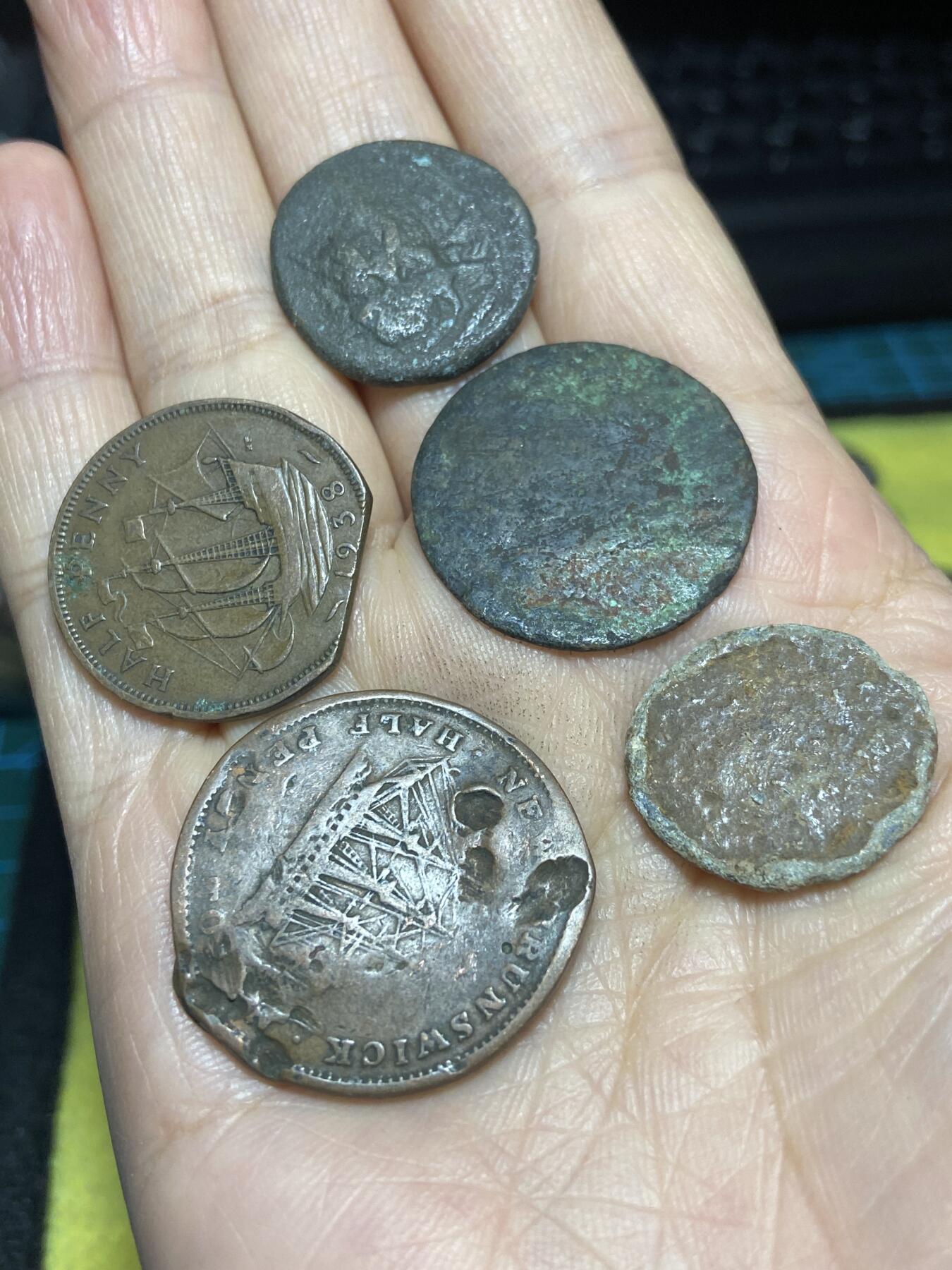 2025年第一百一十五场(总第一百四十一场）外国好品散币(免佣金) 差品铜币5枚