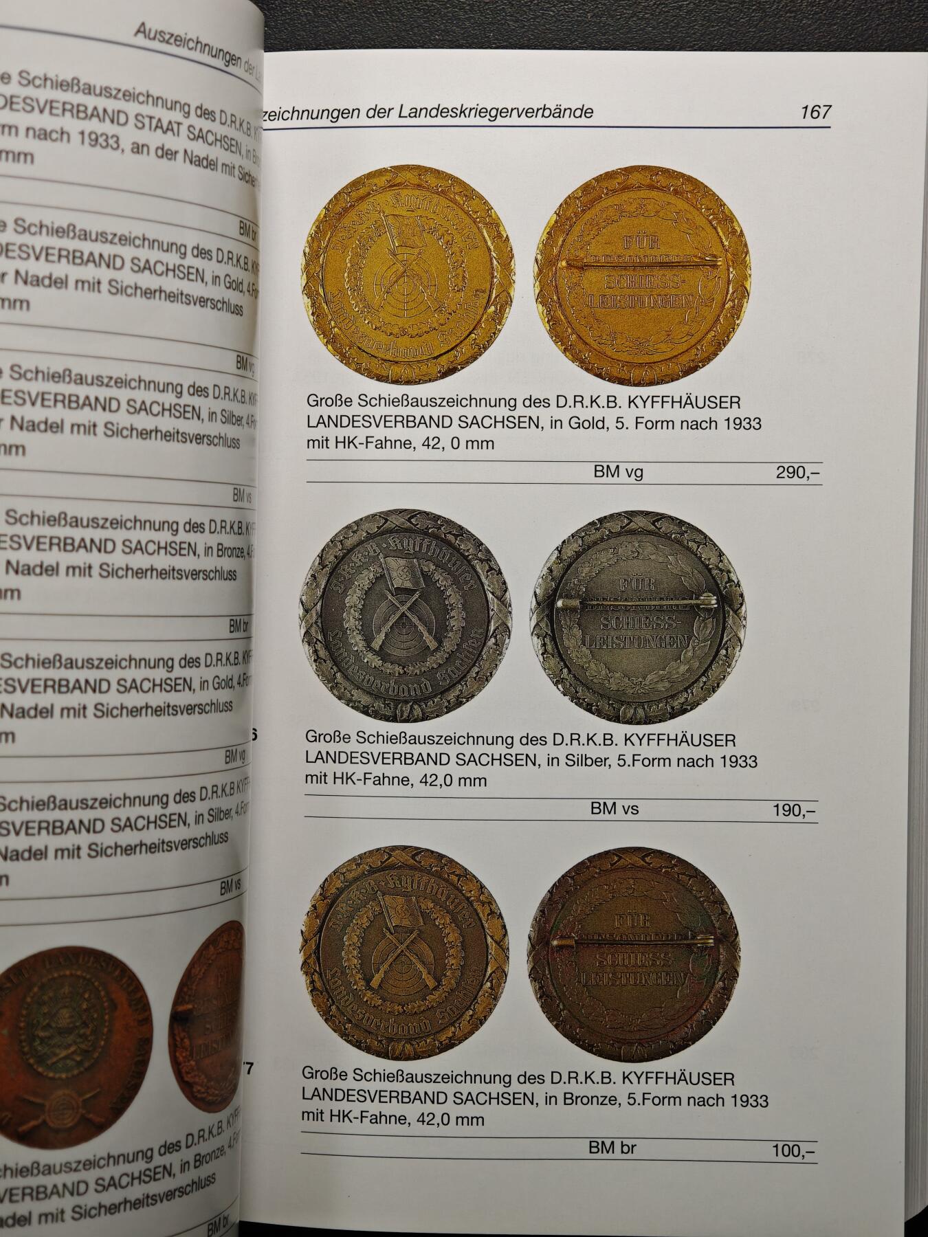 【德藏】世界币章拍卖第150期（拍品征集中~欢迎藏友联系） 全新 1800-1943 德国战争徽章奖章目录 全彩铜板纸印刷 硬壳精装 全书约600+页