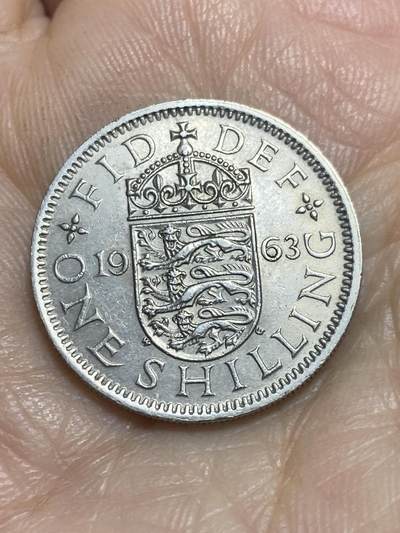 2025年第一百一十五场(总第一百四十一场）外国好品散币(免佣金) - 英国🇬🇧1963年1先令(伊丽莎白二世青年桂冠，英格兰盾徽版，第二版)