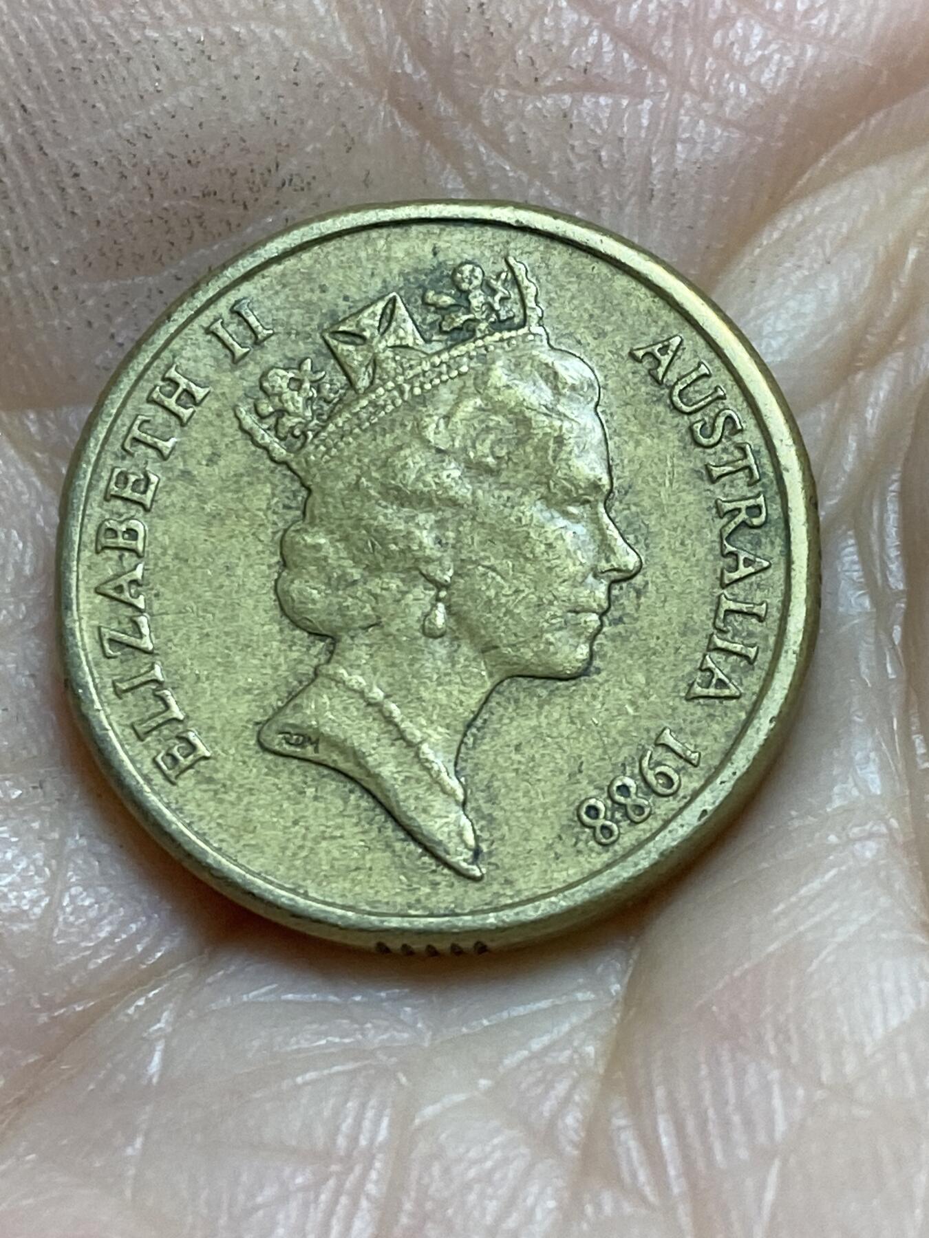 2025年第一百一十五场(总第一百四十一场）外国好品散币(免佣金) 澳大利亚🇦🇺1988年2元(伊丽莎白二世中年高冠)