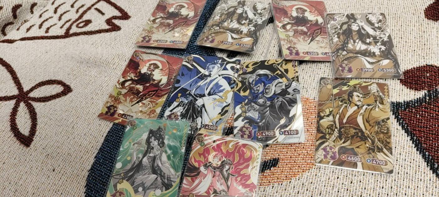 秋原瞳的小店第二十六期（持续收拍，日子飞快，转眼又是一年冬来到） 卡游三国gp10连