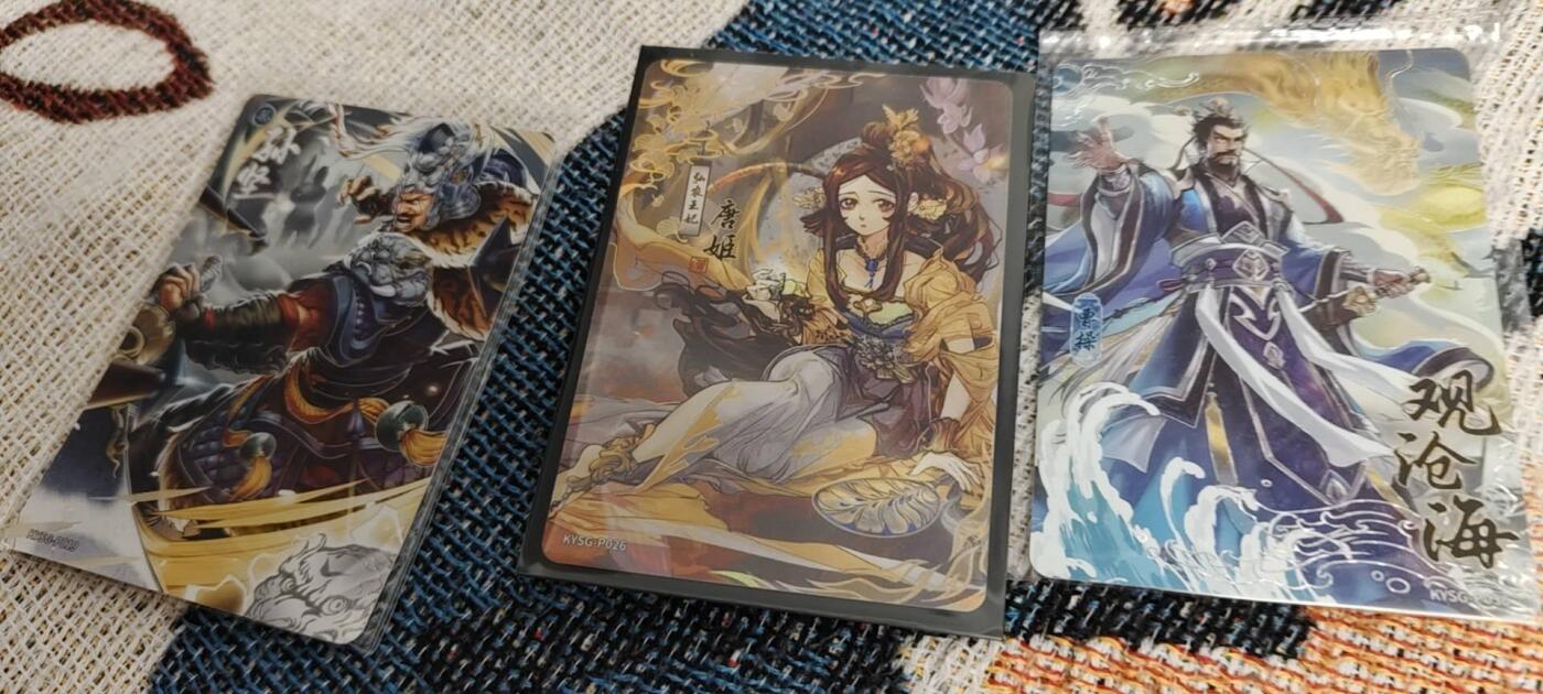 秋原瞳的小店第二十六期（持续收拍，日子飞快，转眼又是一年冬来到） 卡游三国活动卡3连