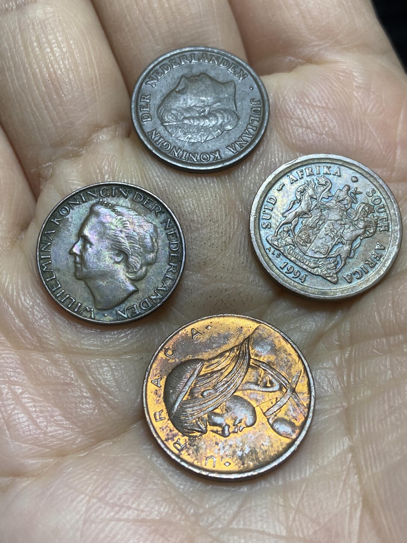 2025年第一百一十五场(总第一百四十一场）外国好品散币(免佣金) 散币4枚：荷兰🇳🇱1948年1952年1分，南非🇿🇦1994年2分，巴拿马🇵🇦1968年1分