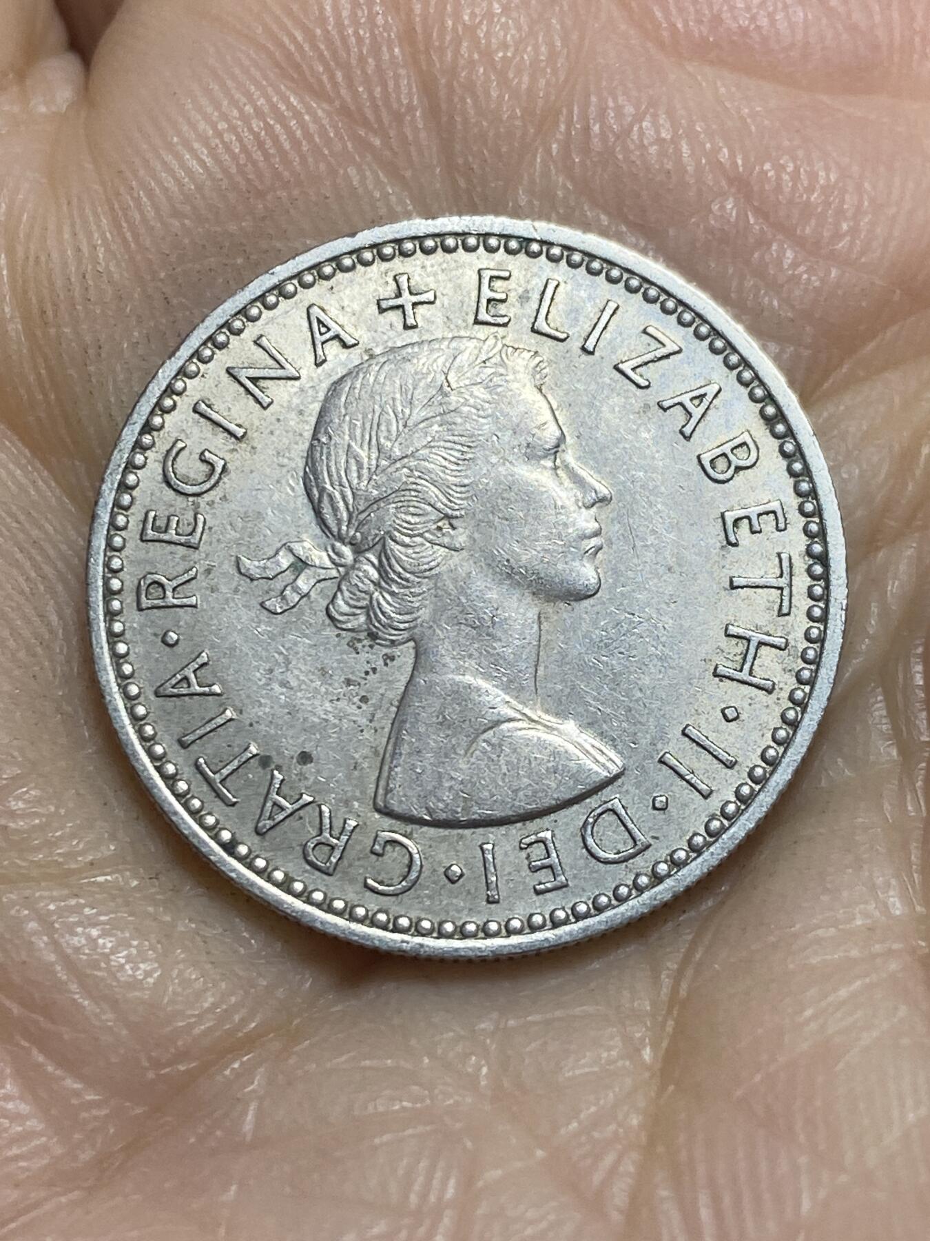 2025年第一百一十五场(总第一百四十一场）外国好品散币(免佣金) 英国🇬🇧1959年1先令(伊丽莎白二世青年桂冠，英格兰盾徽版，第二版)