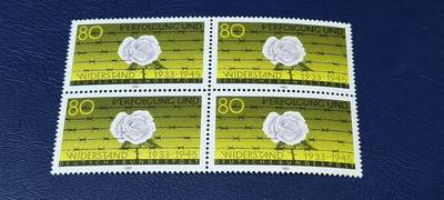 德国邮票专场，都是四方联 - 德国邮票四方联，1983年发行， 悼念二战受害者铁丝网玫瑰花。品相如图