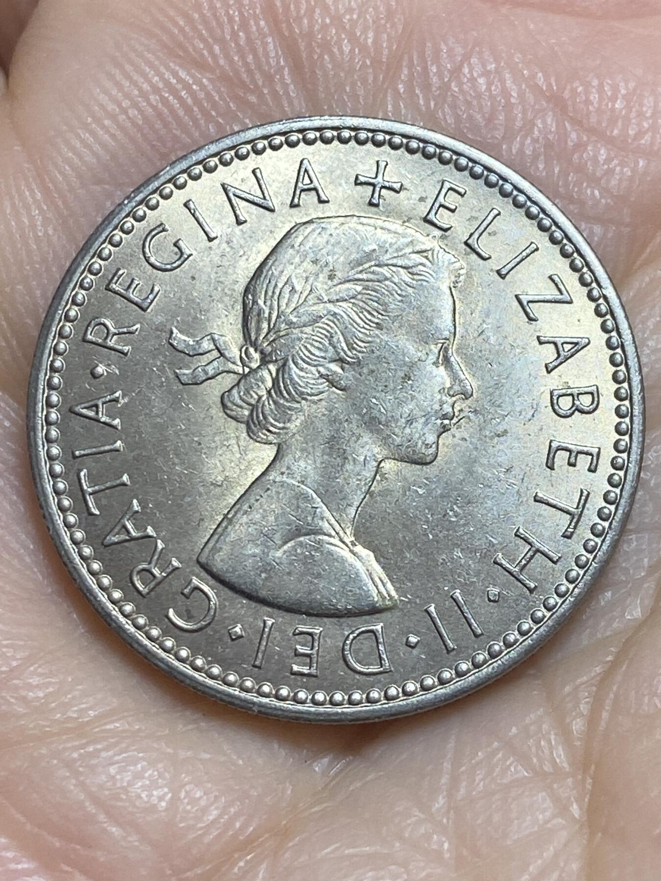 2025年第一百一十五场(总第一百四十一场）外国好品散币(免佣金) 英国🇬🇧1966年1先令(伊丽莎白二世青年桂冠，苏格兰盾徽版，第二版)