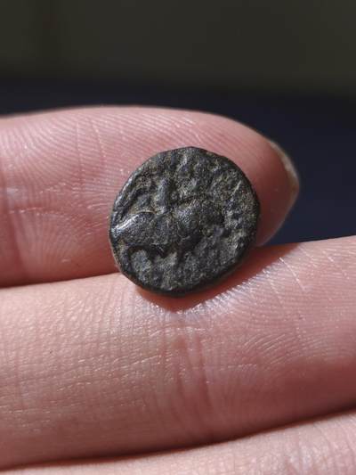 星盘世界钱币十一月五日古典币专场 - 印度斯基泰阿泽斯二世地方版铜银合金一德拉克马，这种品相好的很少