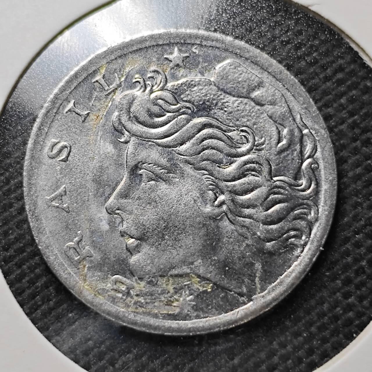 KK钱币收藏小铺  第357场  2月预留时间 周末发货 1975巴西5分 农粮纪念币 好品