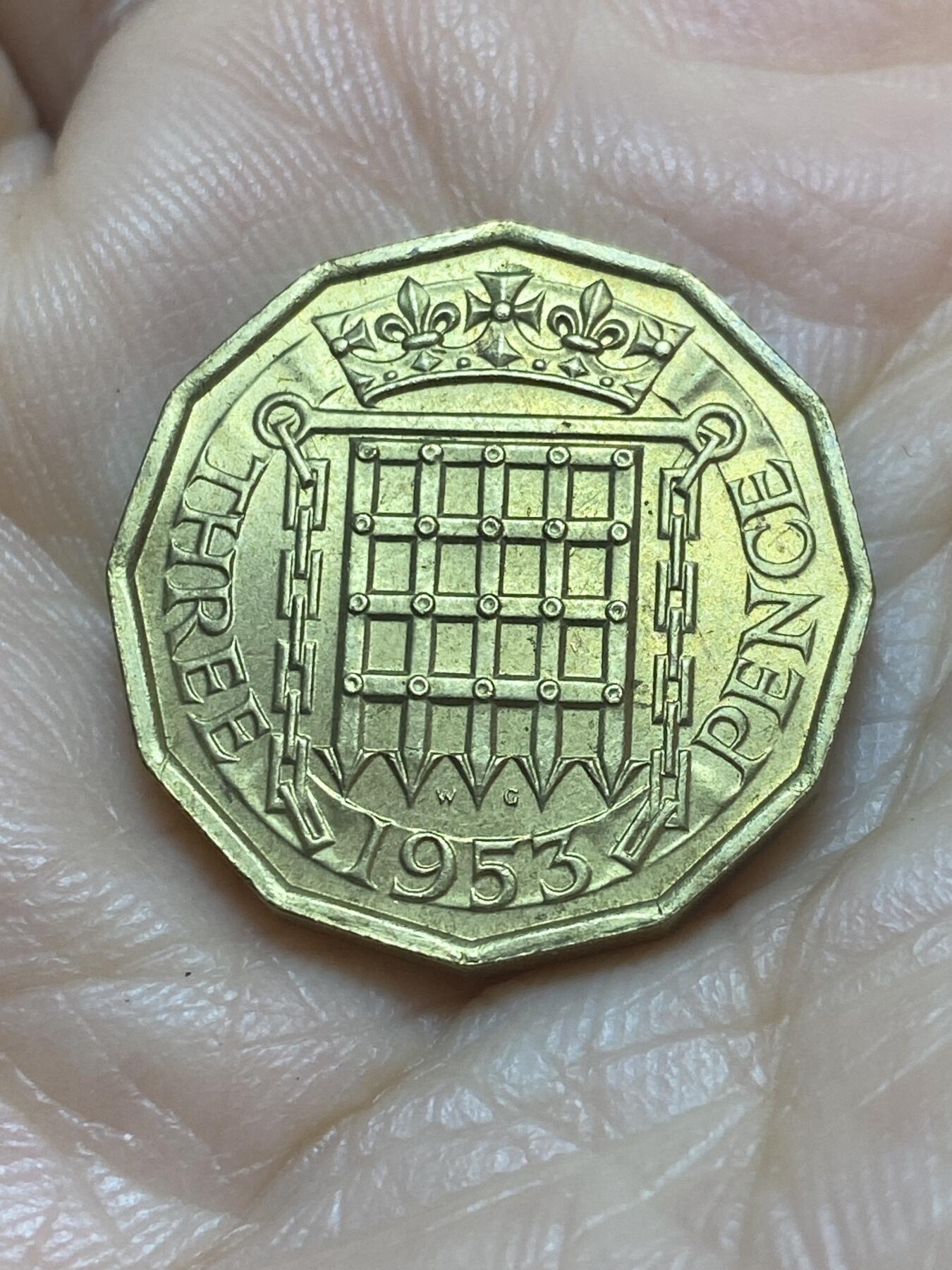 2025年第一百一十五场(总第一百四十一场）外国好品散币(免佣金) 英国🇬🇧1953年套币8枚(含5先令克朗型大币，伊丽莎白二世加冕年单年份套币)