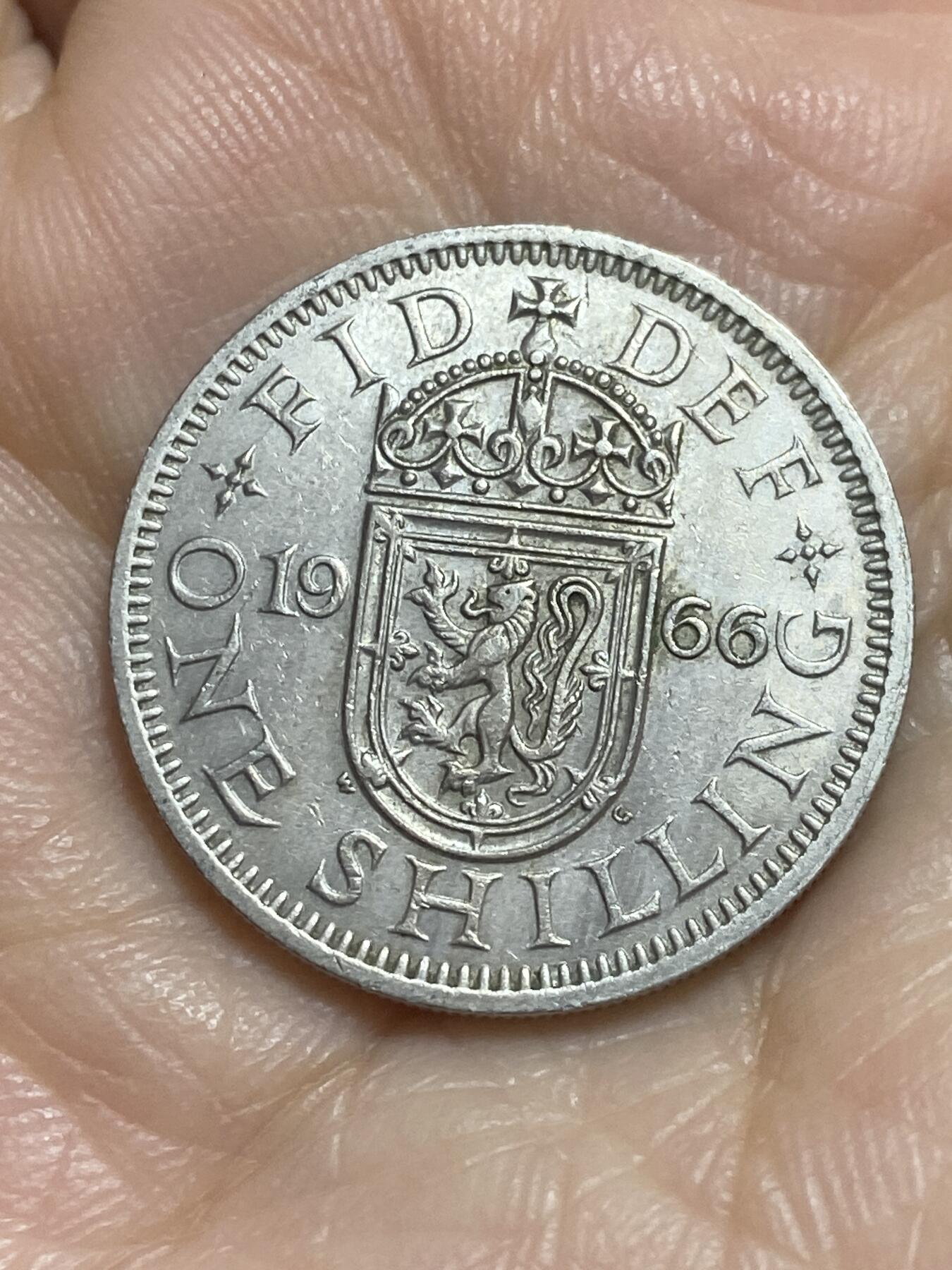 2025年第一百一十五场(总第一百四十一场）外国好品散币(免佣金) 英国🇬🇧1966年1先令(伊丽莎白二世青年桂冠，苏格兰盾徽版，第二版)