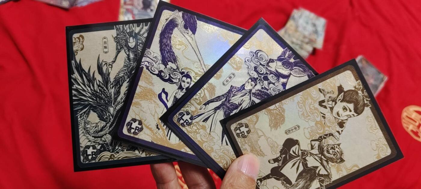 秋原瞳的小店第二十六期（持续收拍，日子飞快，转眼又是一年冬来到） 卡游哪吒lr4连