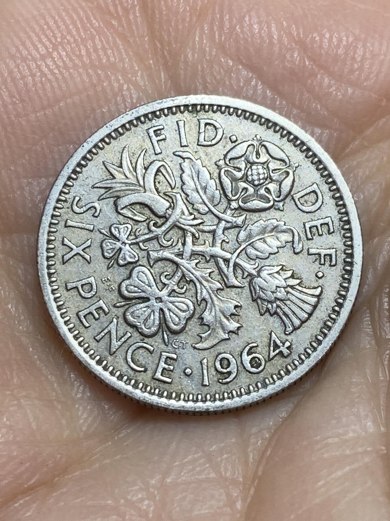 2025年第一百一十五场(总第一百四十一场）外国好品散币(免佣金) 英国🇬🇧1964年6便士(伊丽莎白二世青年桂冠第二版)