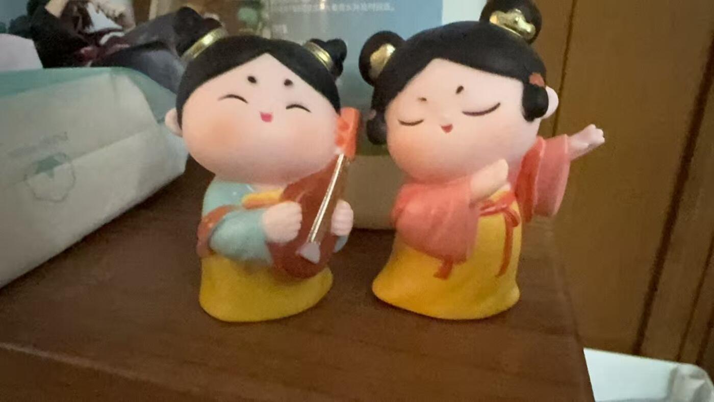 秋萤阁第27期 (10月22日周三晚上22点截拍，欢迎竞拍)  桌面手办一对 唐朝侍女 可可爱爱