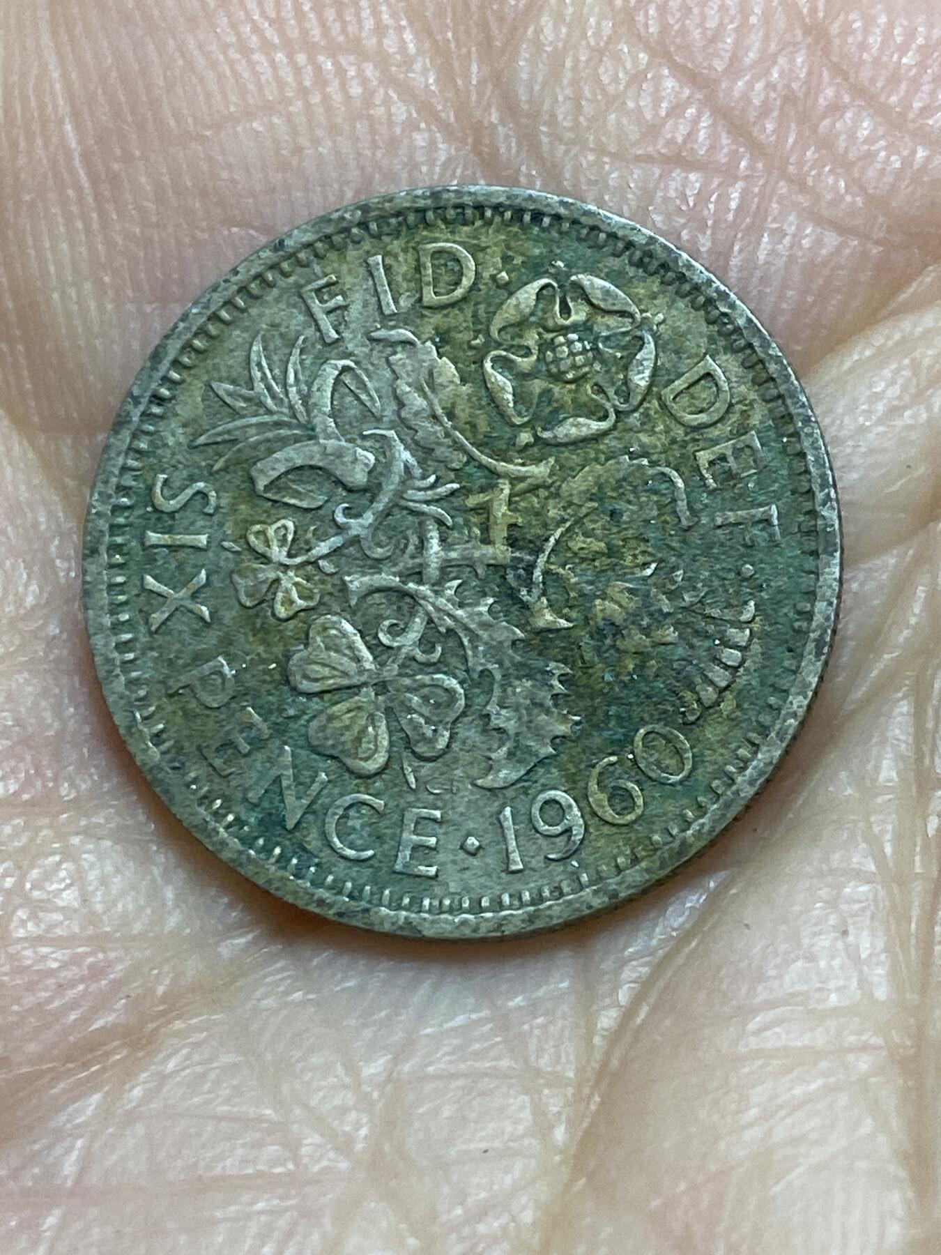 2025年第一百一十五场(总第一百四十一场）外国好品散币(免佣金) 英国🇬🇧1960年6便士(伊丽莎白二世青年桂冠第二版)