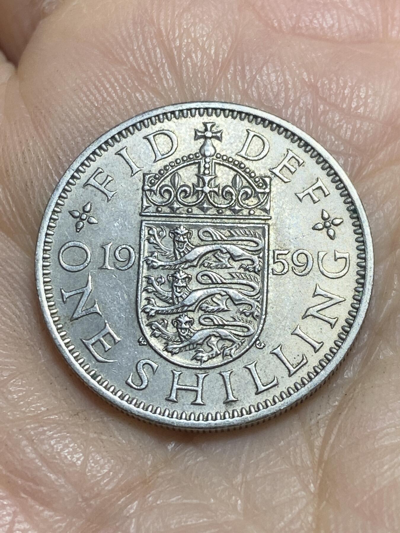 2025年第一百一十五场(总第一百四十一场）外国好品散币(免佣金) 英国🇬🇧1959年1先令(伊丽莎白二世青年桂冠，英格兰盾徽版，第二版)
