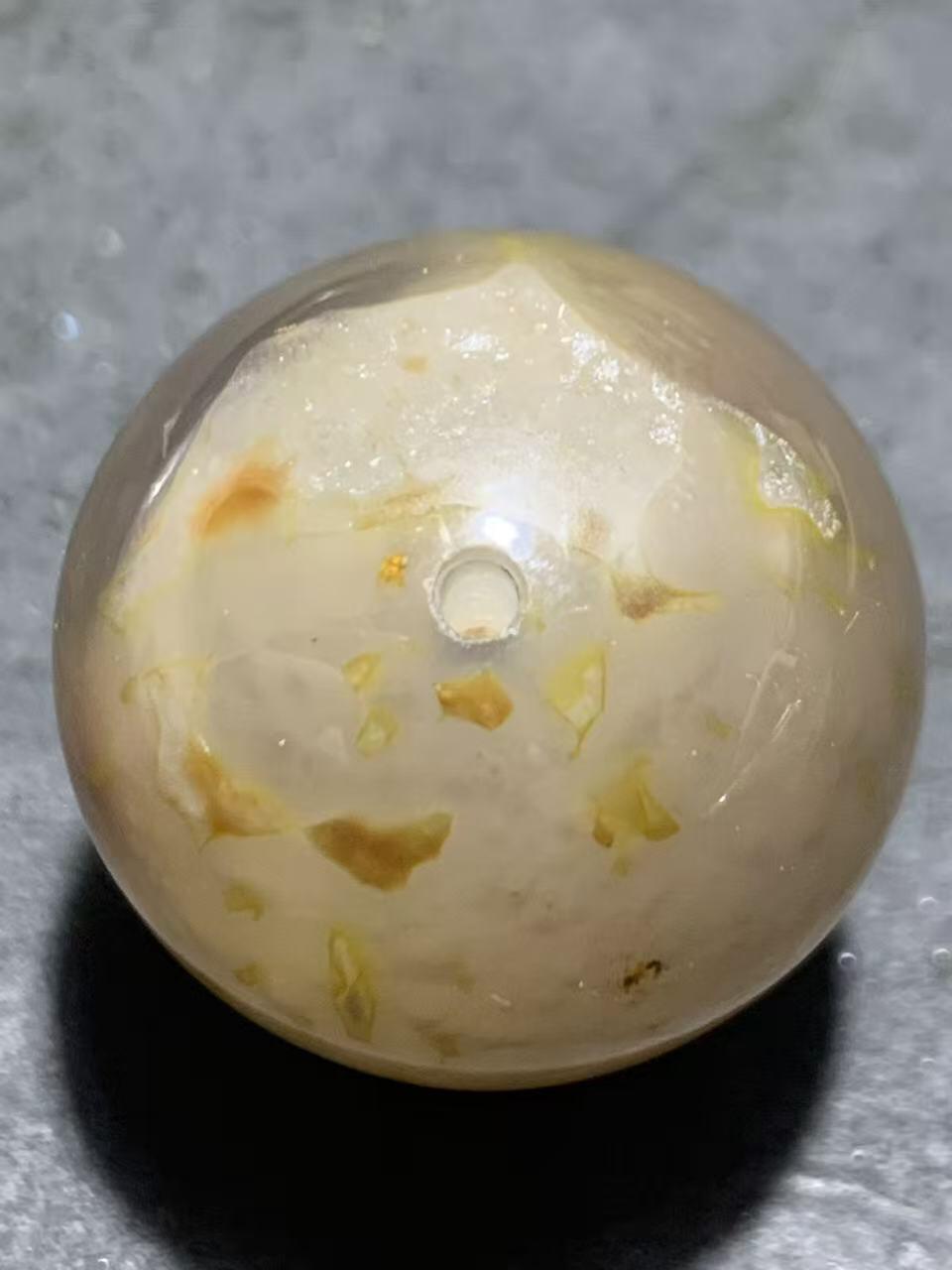 精美冰飘冻料高玉化糖心战国红玛瑙大圆珠一颗
