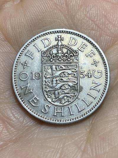 2025年第一百一十五场(总第一百四十一场）外国好品散币(免佣金) - 英国🇬🇧1954年1先令(伊丽莎白二世青年桂冠，英格兰盾徽版，第二版)