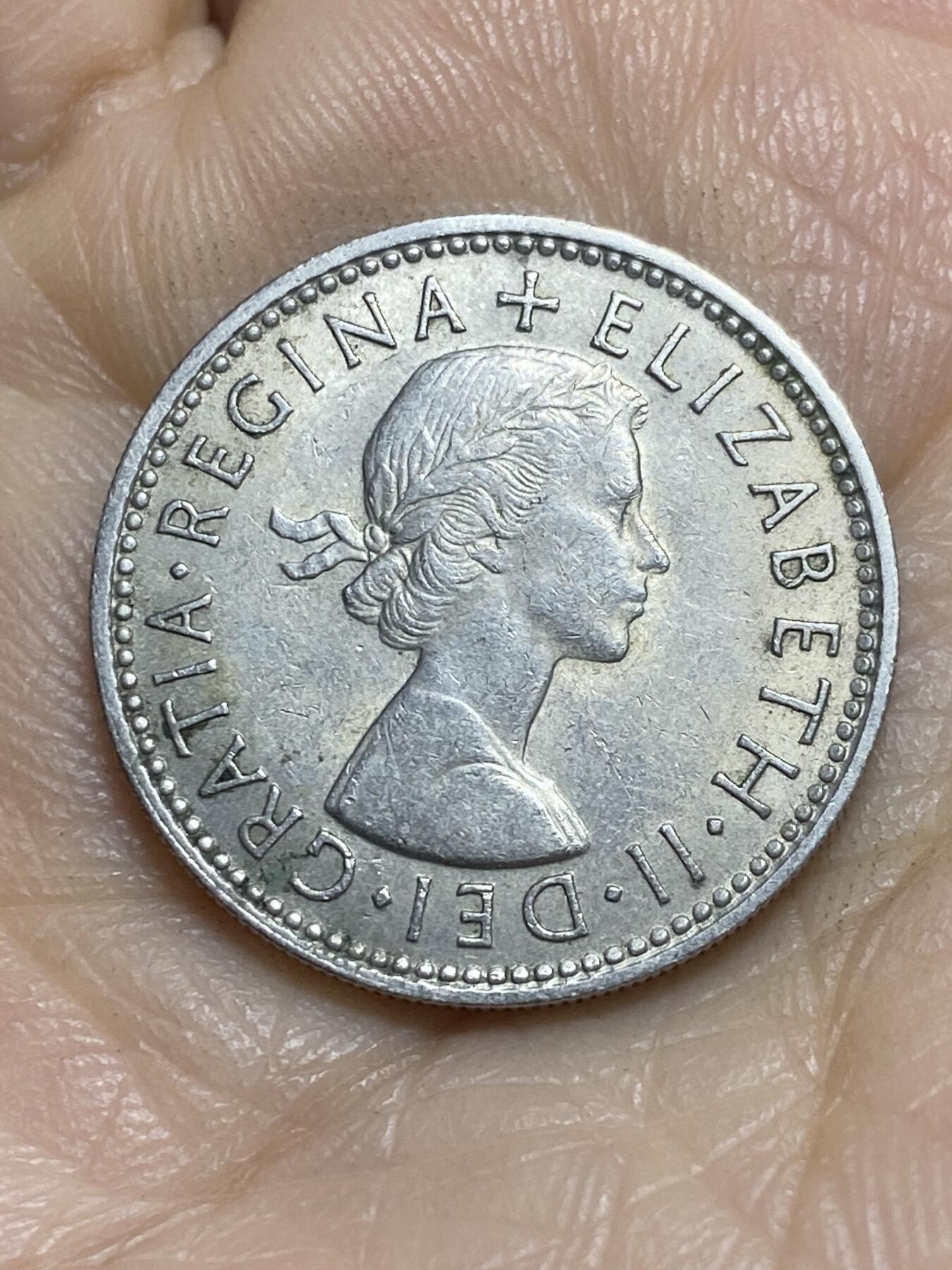 2025年第一百一十五场(总第一百四十一场）外国好品散币(免佣金) 英国🇬🇧1961年1先令(伊丽莎白二世青年桂冠，英格兰盾徽版，第二版)