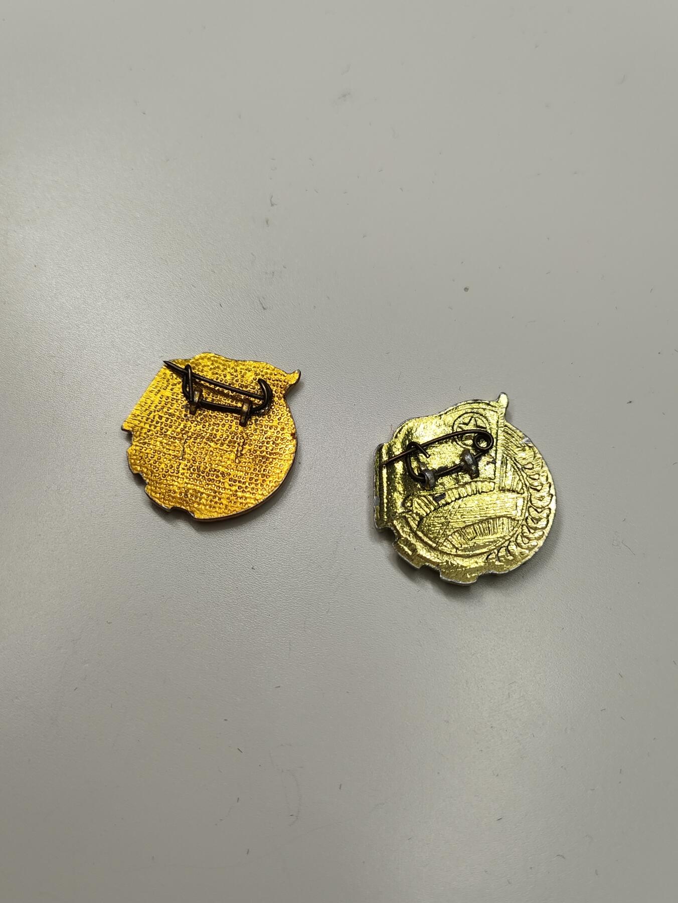 新时代收藏徽章红藏拍卖(第二十七场)  徽章纸品证书杂项