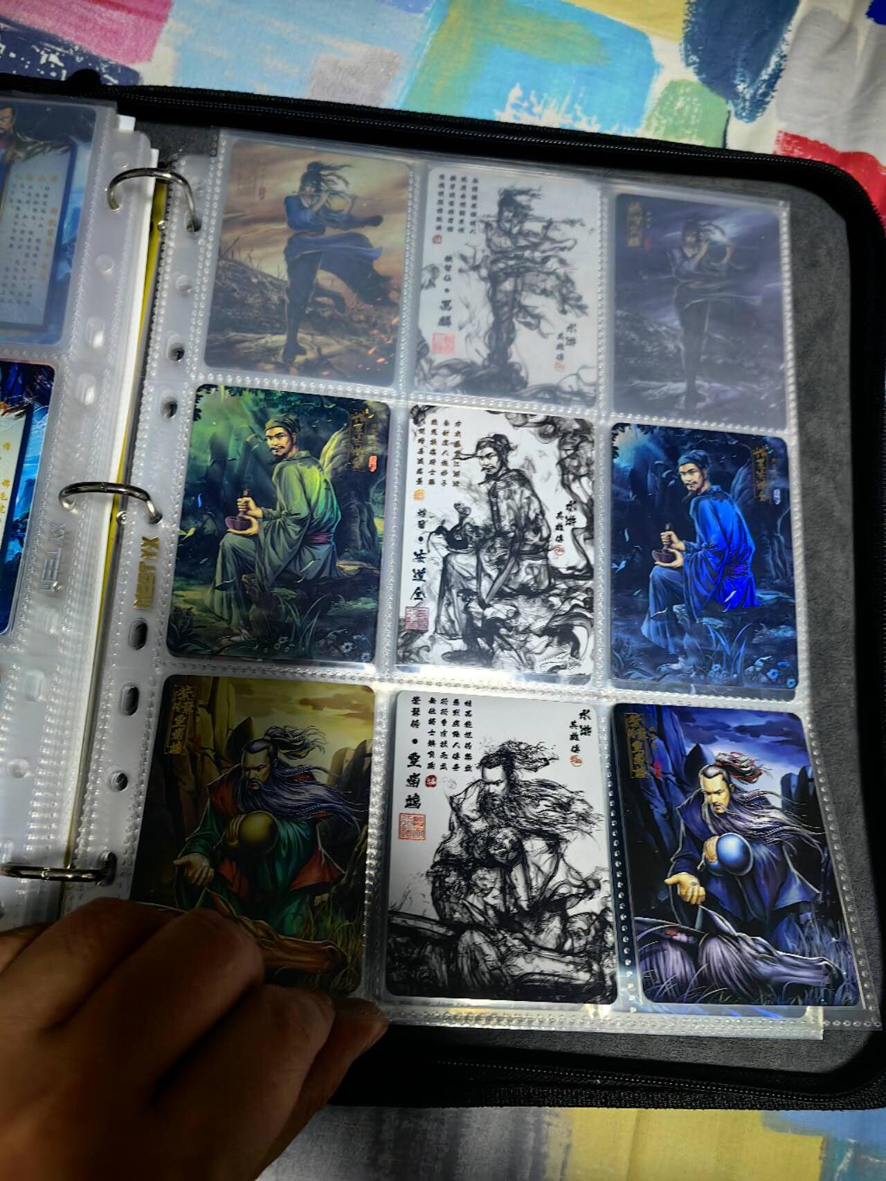 海绵宝宝卡牌专拍第5场(本场有自留价 各种亲签卡，套卡大套，自制卡难免瑕疵，可能存在轻微撞角爆边等出厂瑕疵，品控介意勿拍！) 洒洒卡牌 水浒大卡1-5弹 送一些多出来的卡我也不清楚是多少弹的了