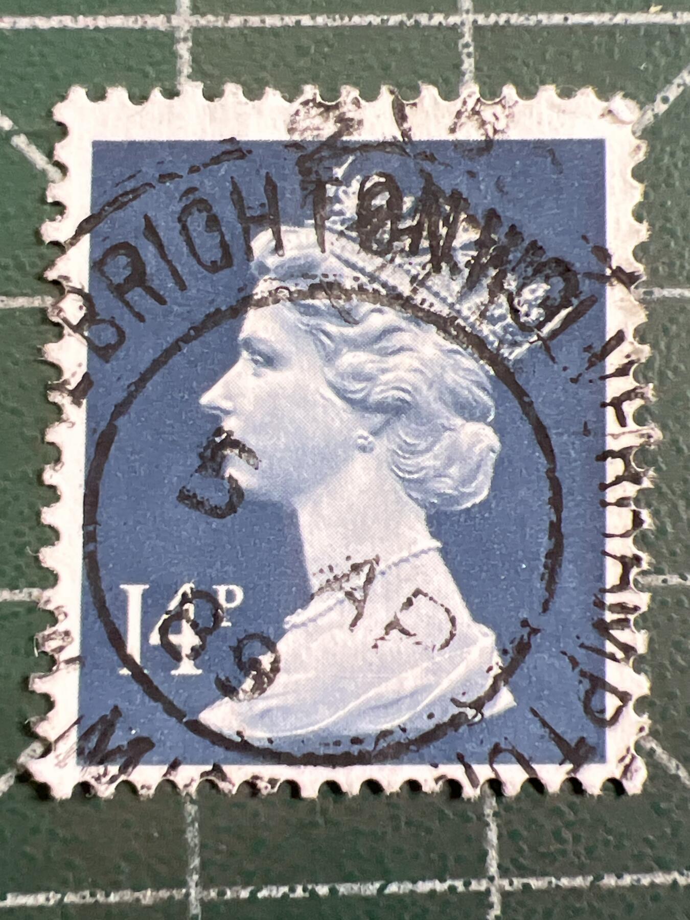 第1033 邮票专场 （无押金，捡漏，全场50包邮，偏远地区除外，接收代拍业务，本店十天发一次货） 英国女王邮票