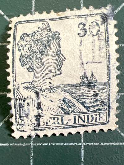 第1033 邮票专场 （无押金，捡漏，全场50包邮，偏远地区除外，接收代拍业务，本店十天发一次货） - 外国邮票