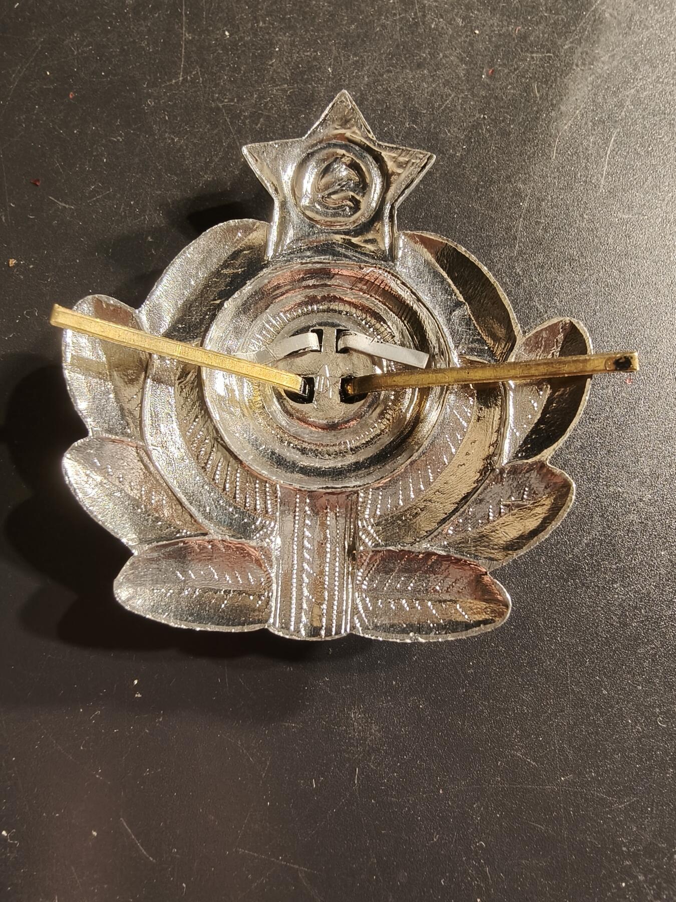 老王徽章第158期 苏联海军帽徽