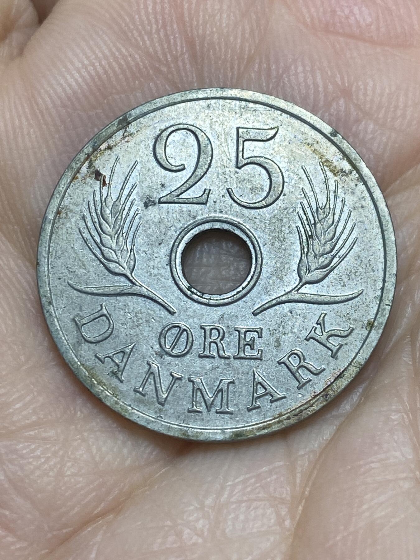 2025年第一百一十六场(总第一百四十二场）外国好品散币(免佣金) 丹麦🇩🇰1968年25欧尔(弗雷德里克九世时期，C; S版)