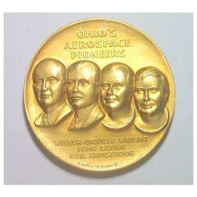 美国1969年 莱特兄弟+阿姆斯特朗 人类从飞行到登月 高浮雕精制大镀金章 50MM - 美国1969年 莱特兄弟+阿姆斯特朗 人类从飞行到登月 高浮雕精制大镀金章 50MM
