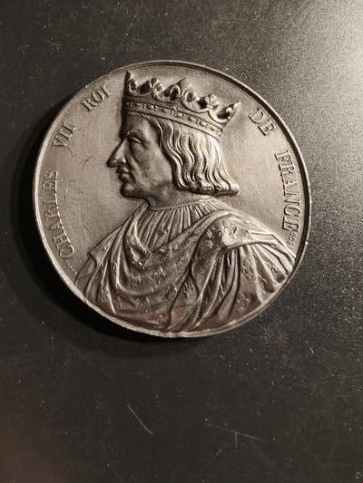 老王徽章第158期 - 法国国王查理七世纪念章     直径50mm.   重量58g