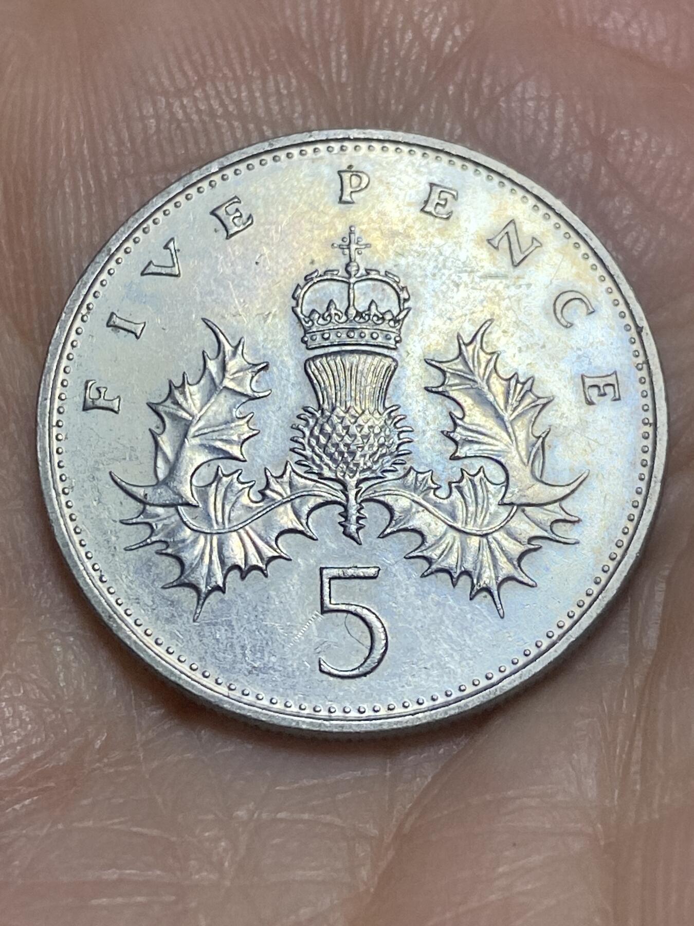 2025年第一百一十六场(总第一百四十二场）外国好品散币(免佣金) 英国🇬🇧1988年5便士(伊丽莎白二世中年高冠)