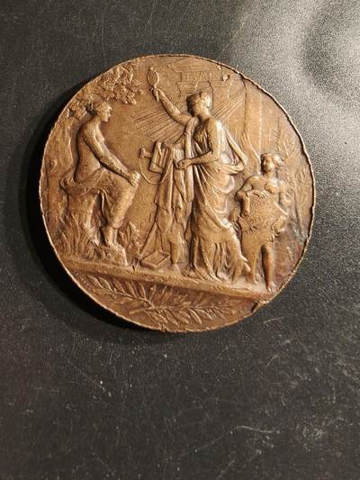 老王徽章第158期 - 法国艺术与科学大铜章    大师夏普兰作品    直径45mm.   重量45.6g